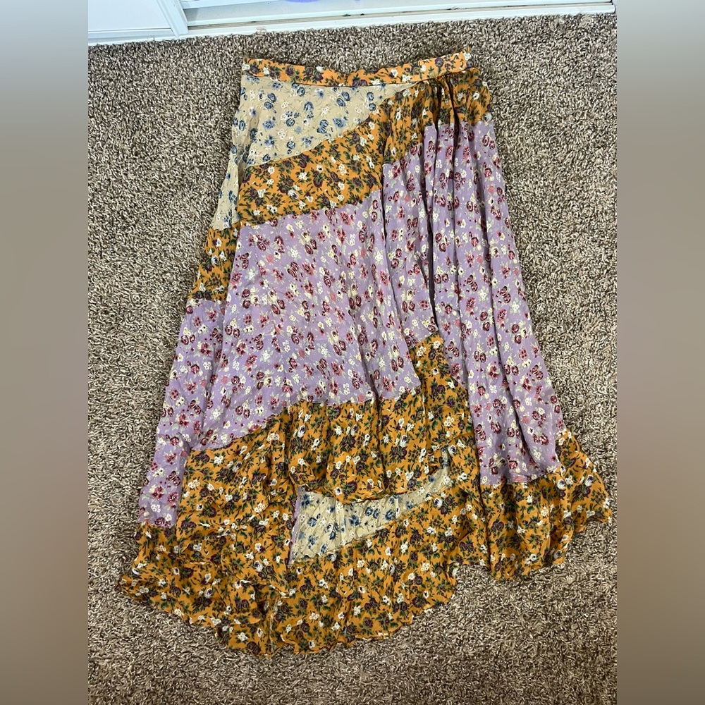 Zara Floral Patchwork Hi-Lo Flowy Boho Gypsy Skirt Blogger Favorite Size Medium - Picture 2 of 7